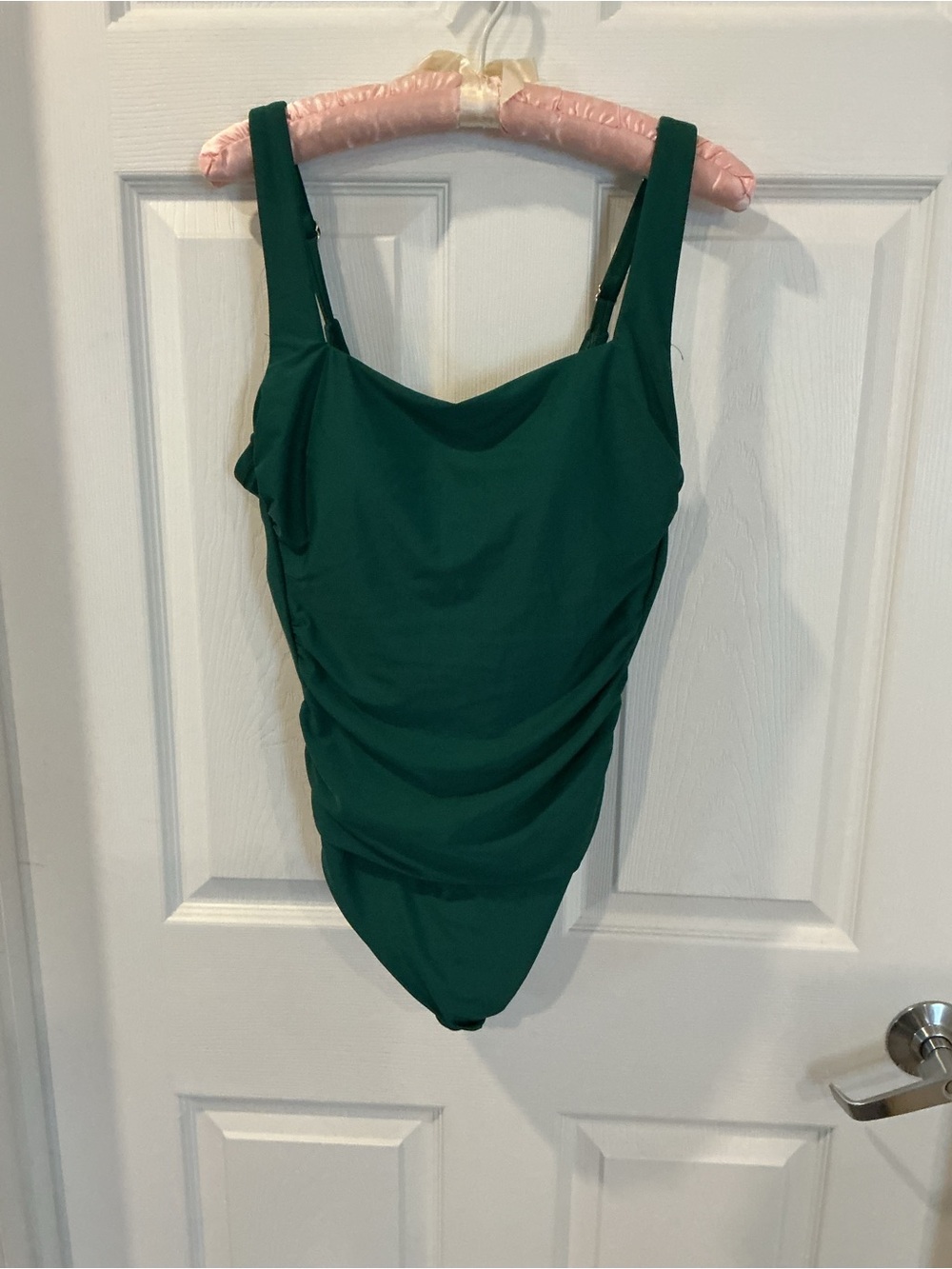 Classic ladies One-Piece Swimsuit in Emerald Green
